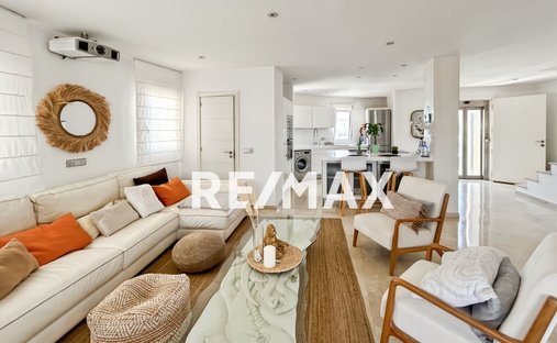Apartment in Santa Eularia des Riu, Balearic Islands, Spain 1