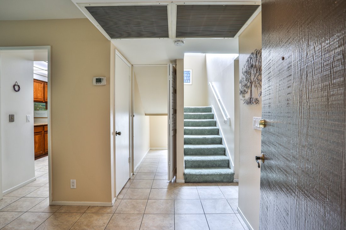 House in Pomona, California, United States 5 - 17499504
