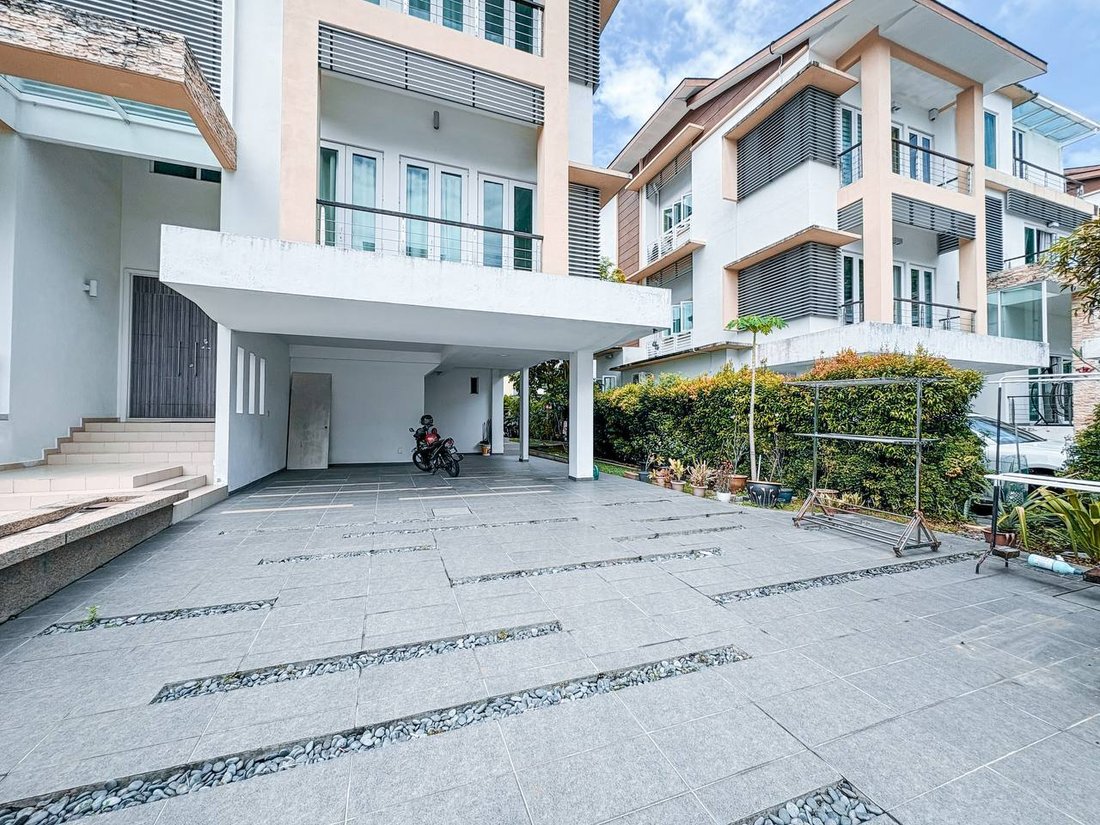 Ampang Jaya, Selangor, Malaysia 3 - 18267574