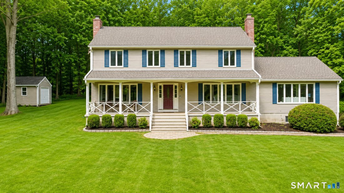 House in Trumbull, Connecticut, United States 2 - 18267971