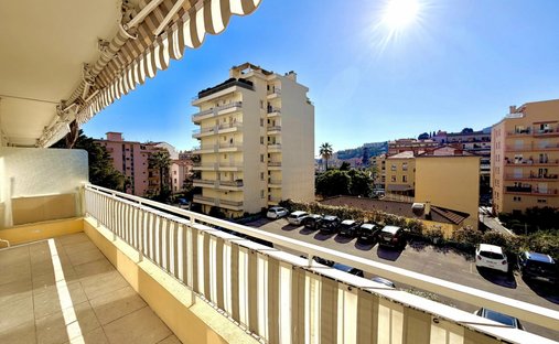 Apartment in Menton, Provence-Alpes-Côte d'Azur, France 1