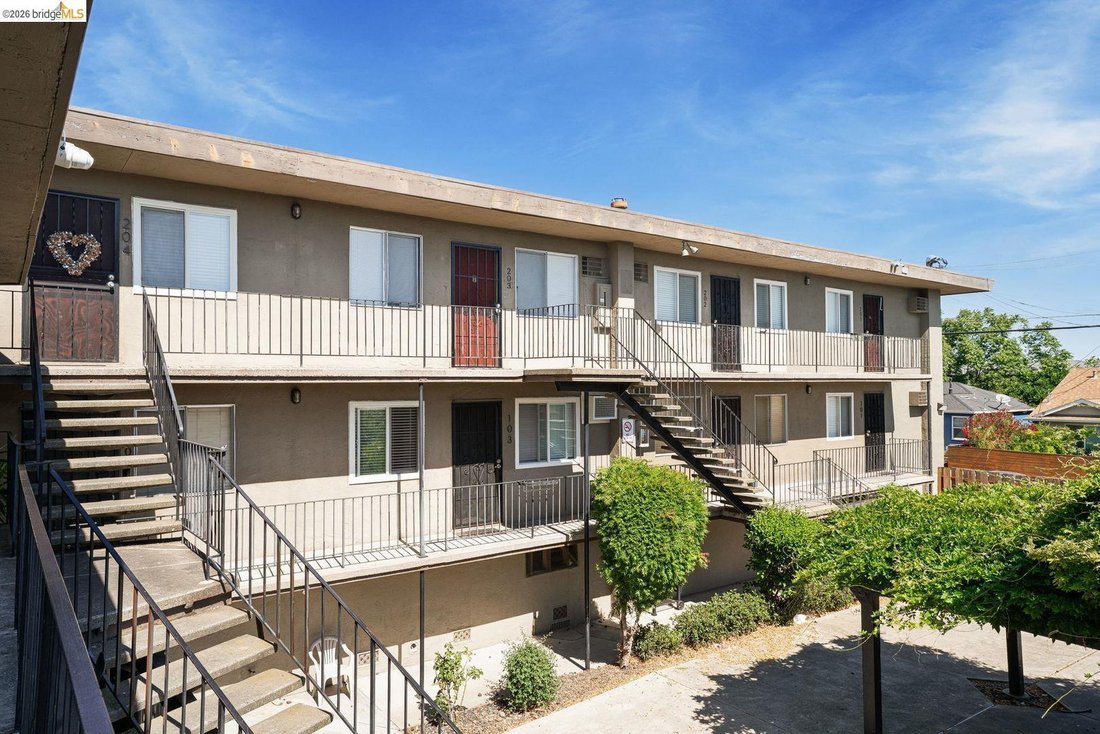 Antioch, California, United States 4 - 18268277