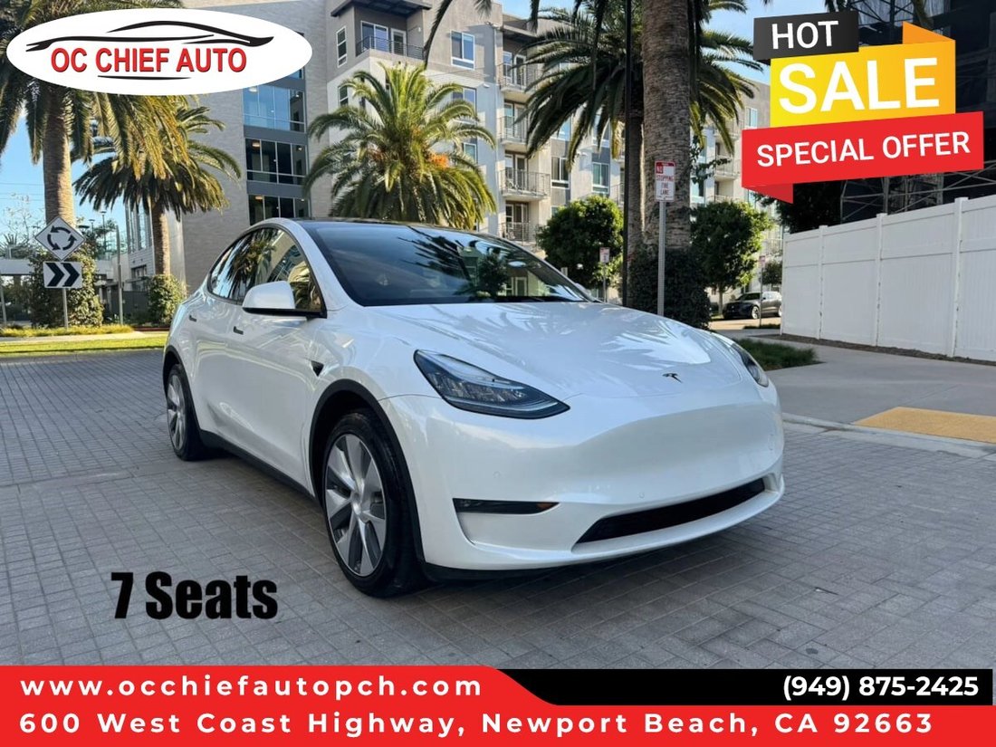 Suv in Newport Beach, CA, United States 1 - 18232438