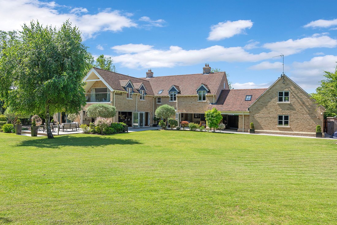 House in Glatton, England 2 - 18267549