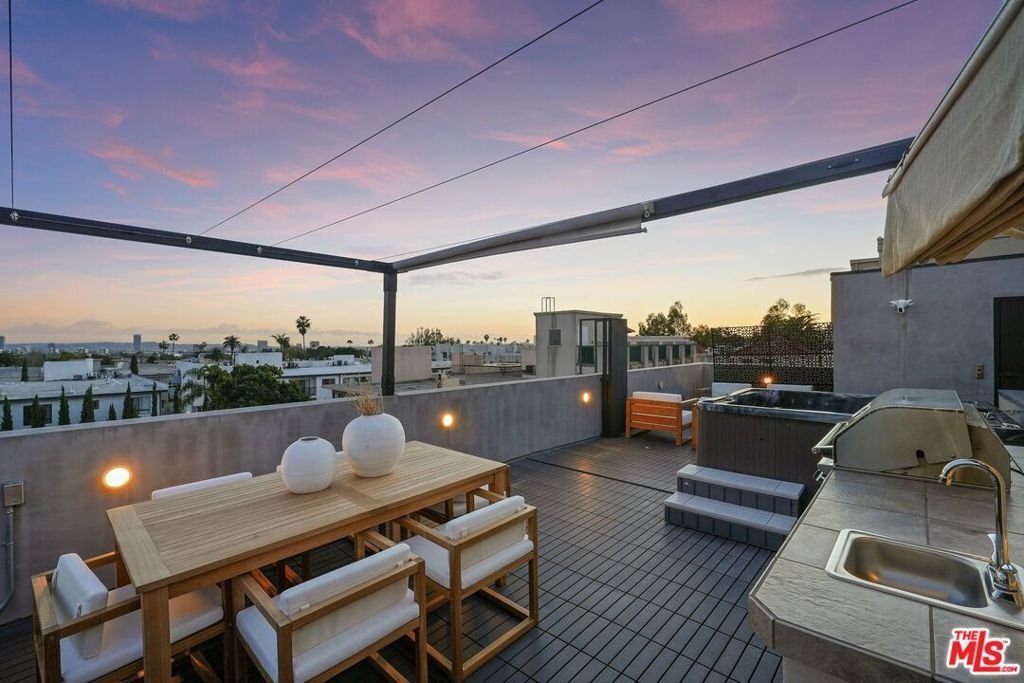 House in Los Angeles, California, United States 3 - 18268414