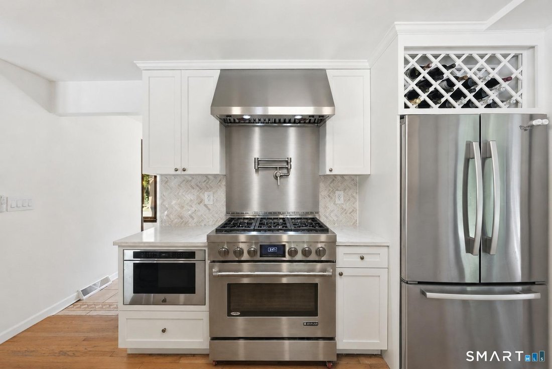 House in Trumbull, Connecticut, United States 5 - 18267971