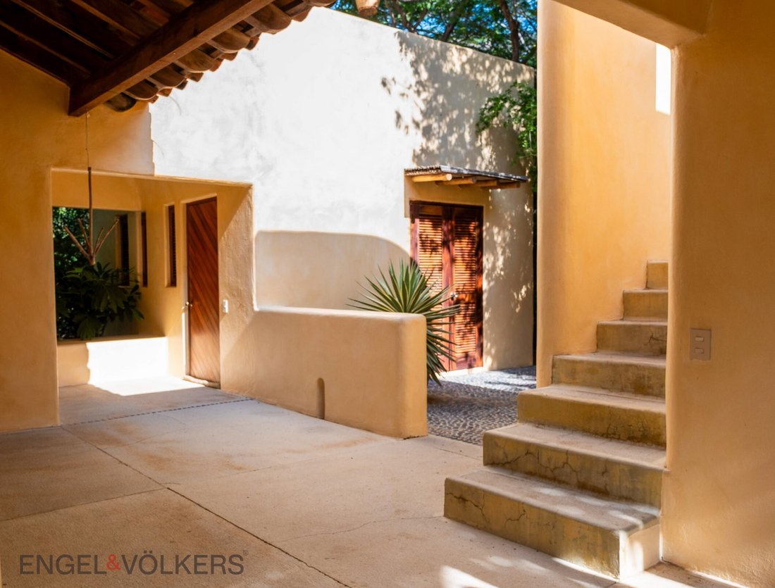 House in Brisas de Zicatela, Oaxaca, Mexico 4 - 18268742