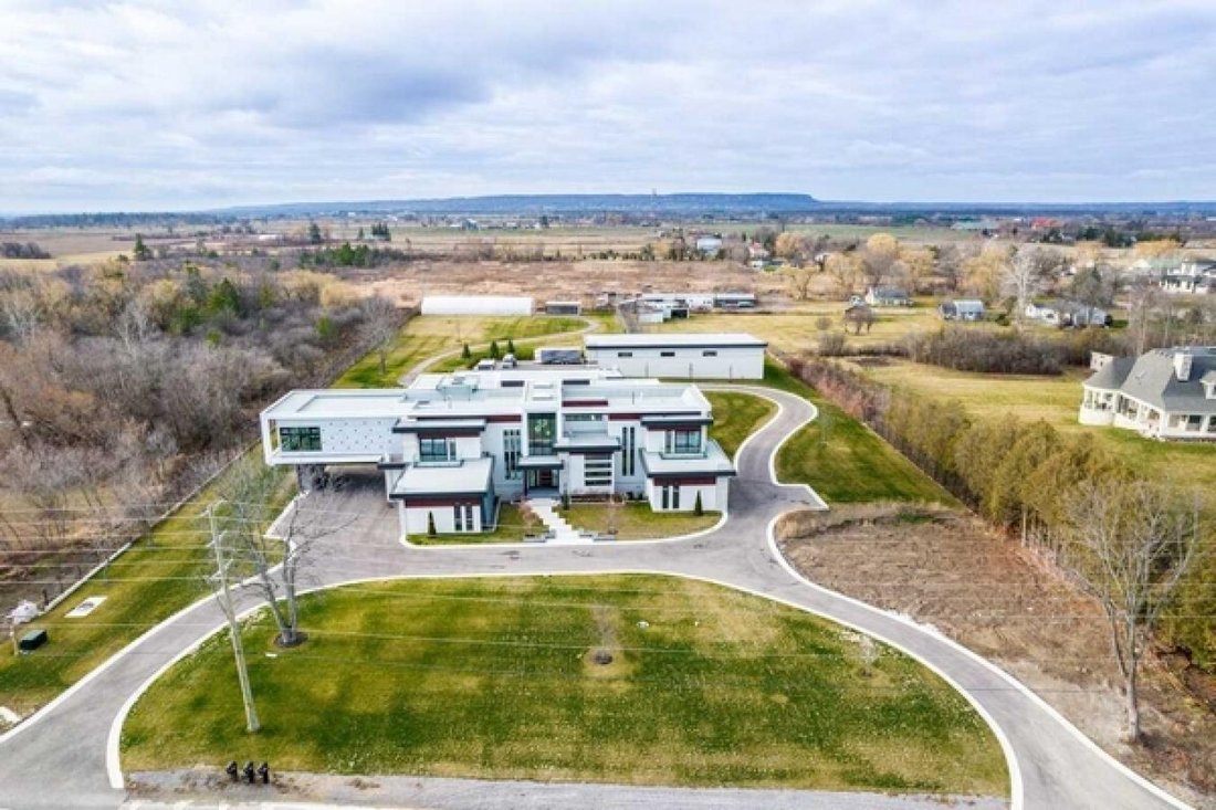 Maison à Milton, Ontario, Canada 3 - 18268435
