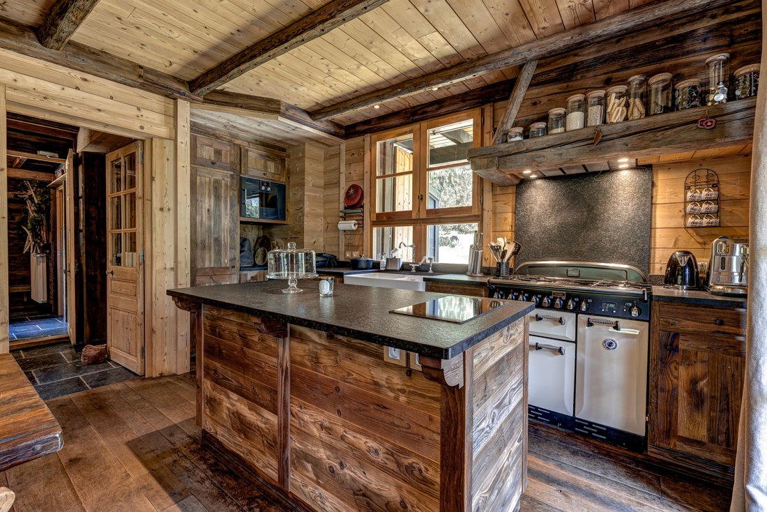 Chalet in Chamonix-Mont-Blanc, Auvergne-Rhône-Alpes, France 2 - 18268517