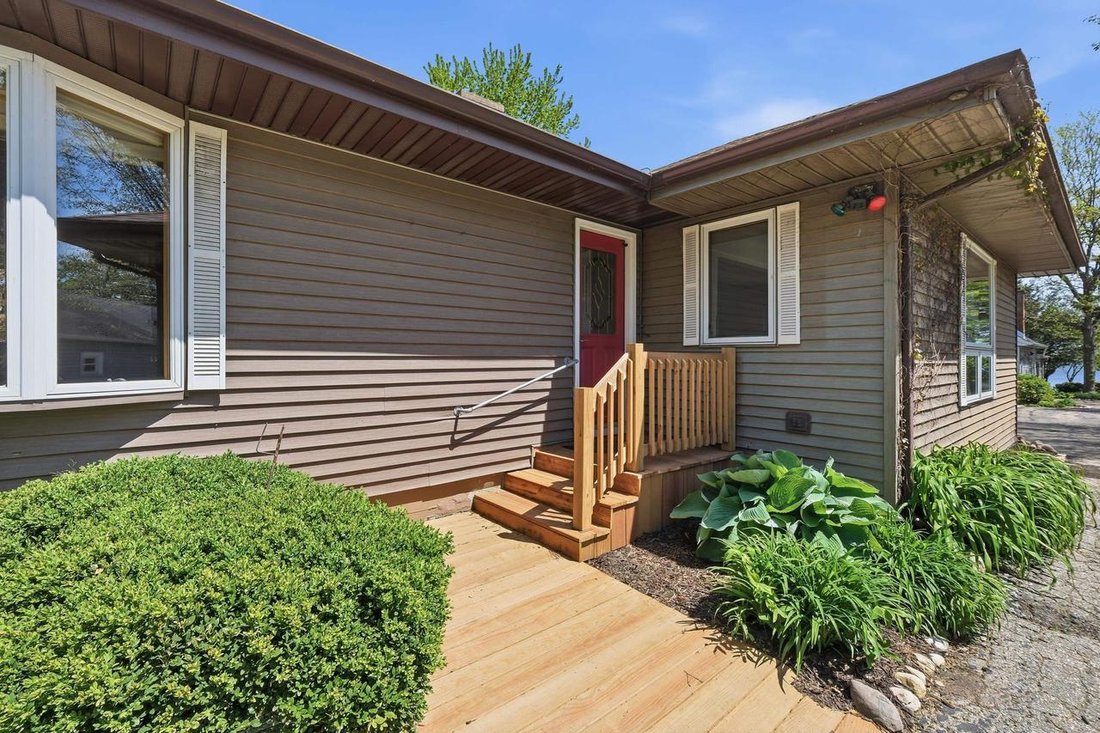 House in Stoughton, Wisconsin, United States 3 - 18268118