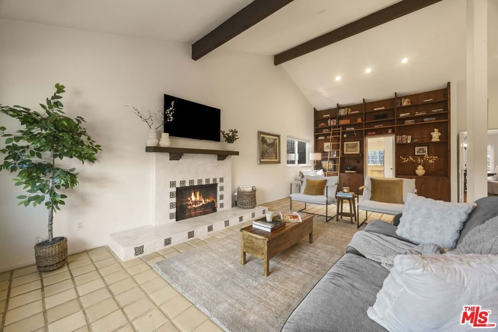 House in Los Angeles, California, United States 3 - 18268424