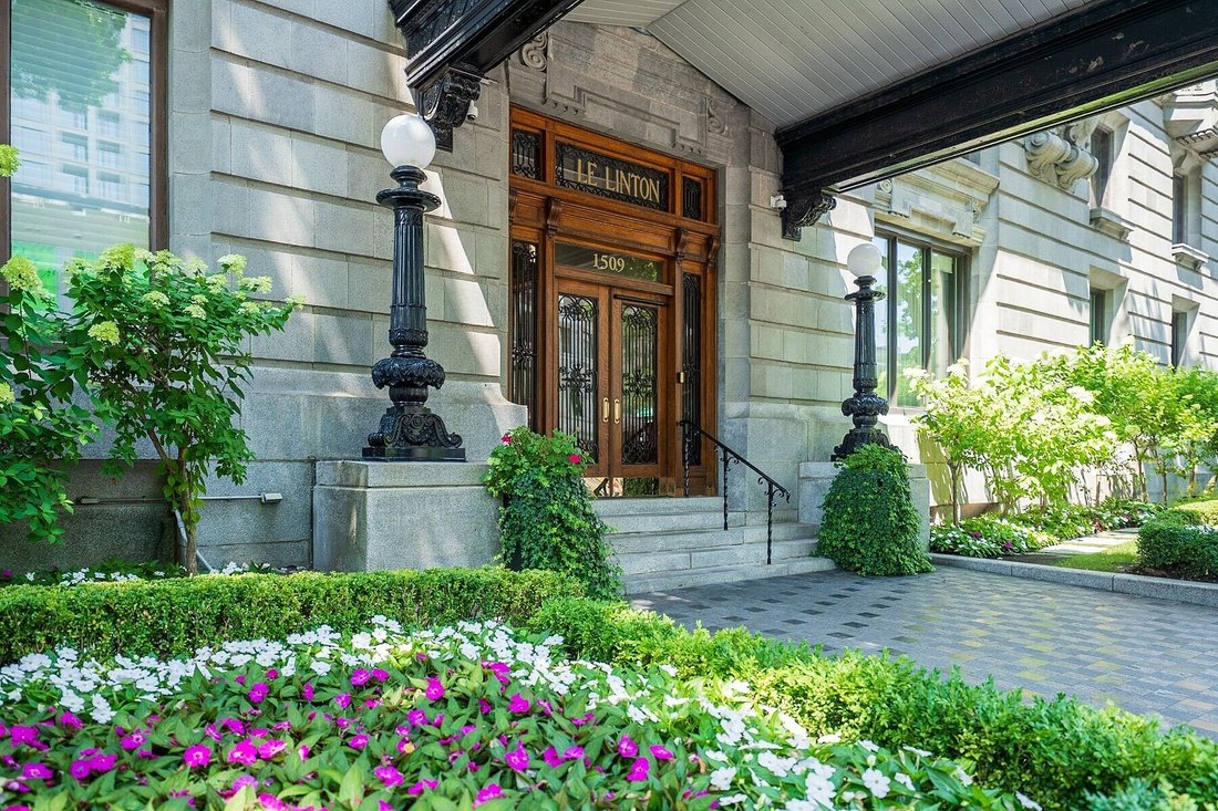 Condo in Montreal, Quebec, Canada 2 - 17053083