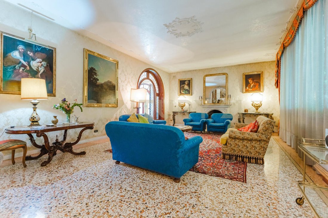 Villa in Stra, Veneto, Italy 4 - 17144516