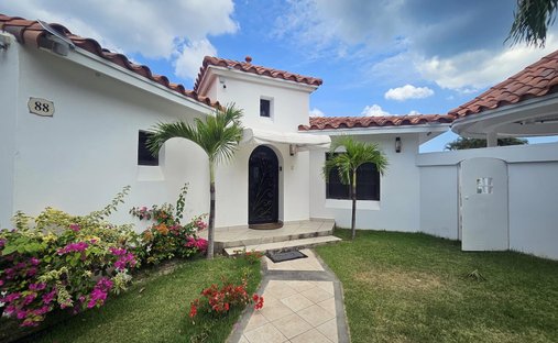 Haus in San Carlos, Provinz Panamá, Panama 1