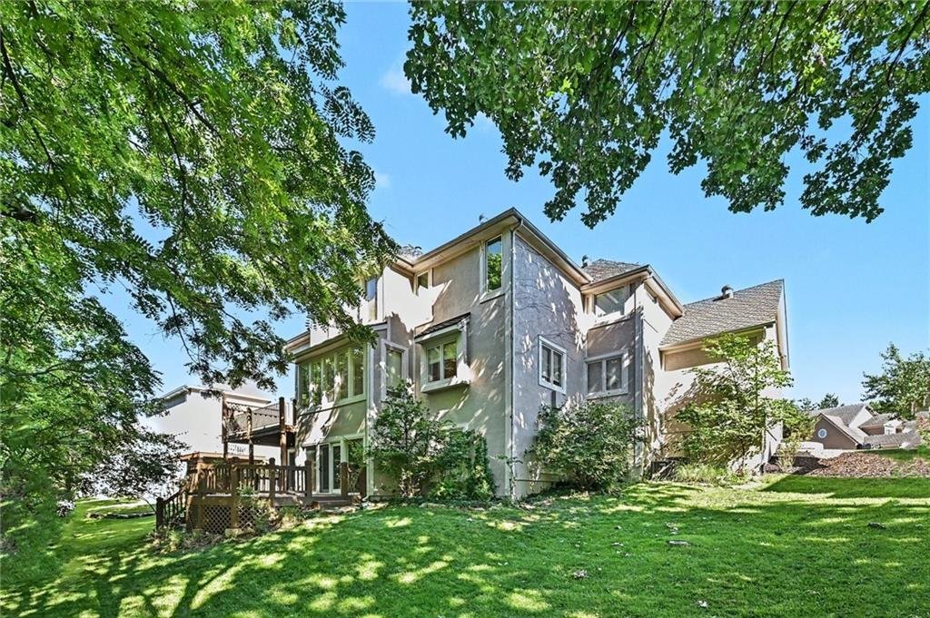 House in Parkville, Missouri, United States 2 - 18267759