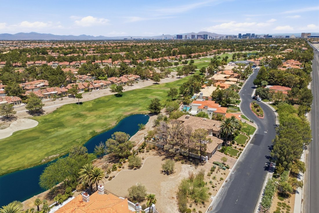 Land in Las Vegas, Nevada, United States 5 - 18267842