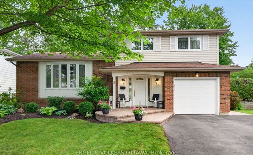 House in Ottawa, Ontario, Canada 1