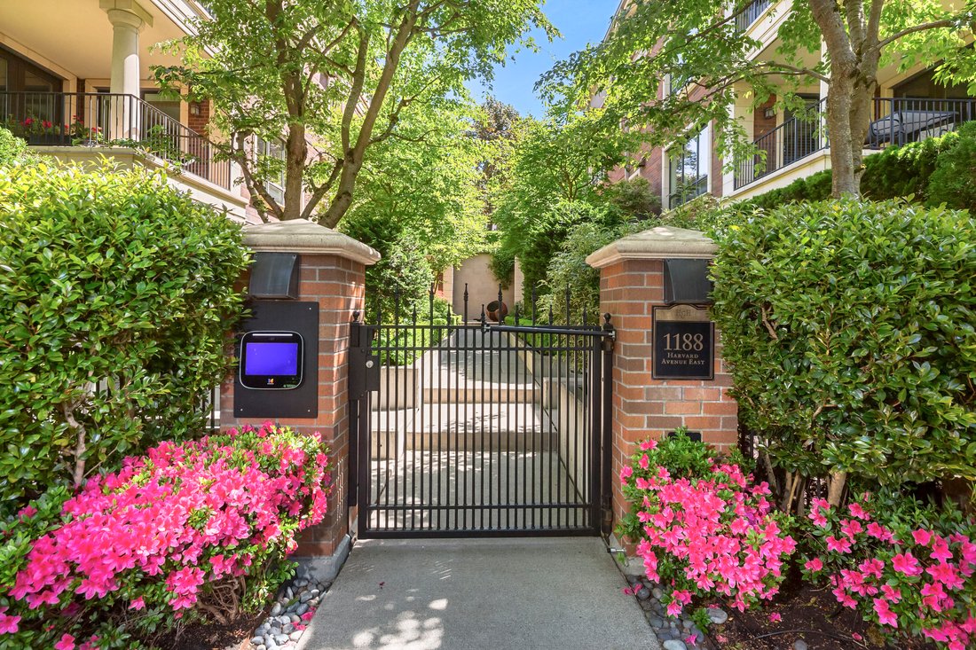 Condo in Seattle, Washington, United States 1 - 18267903