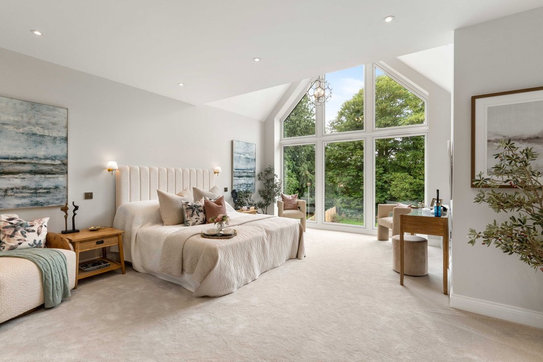 House in Stevenage, England 2 - 18267508