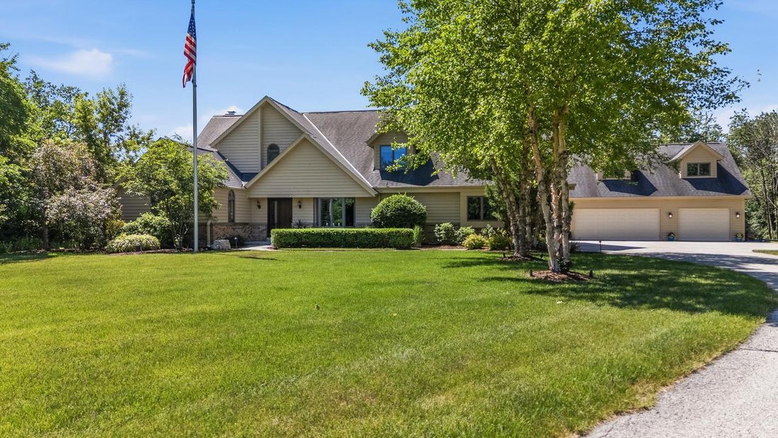 House in West Bend, Wisconsin, United States 2 - 18268120