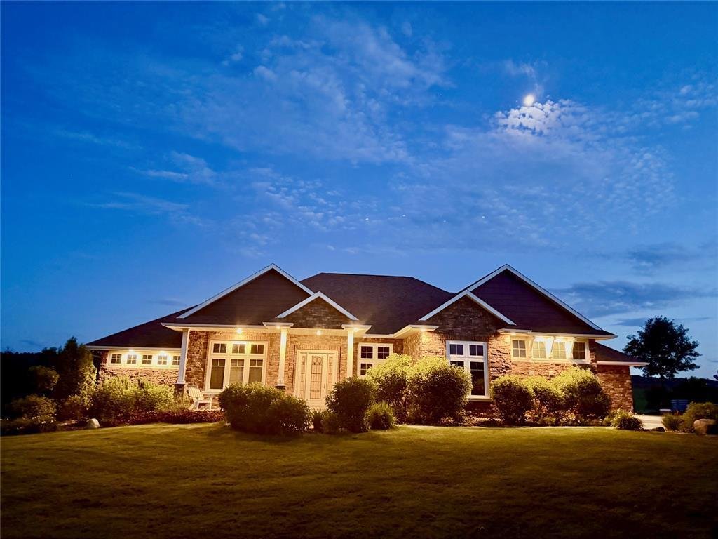 House in Eau Claire, Wisconsin, United States 2 - 17787932