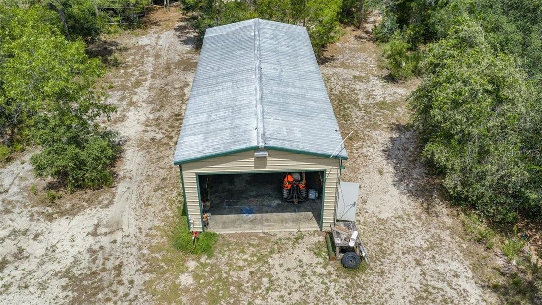 Spring Hill, Florida, United States 5 - 18267376