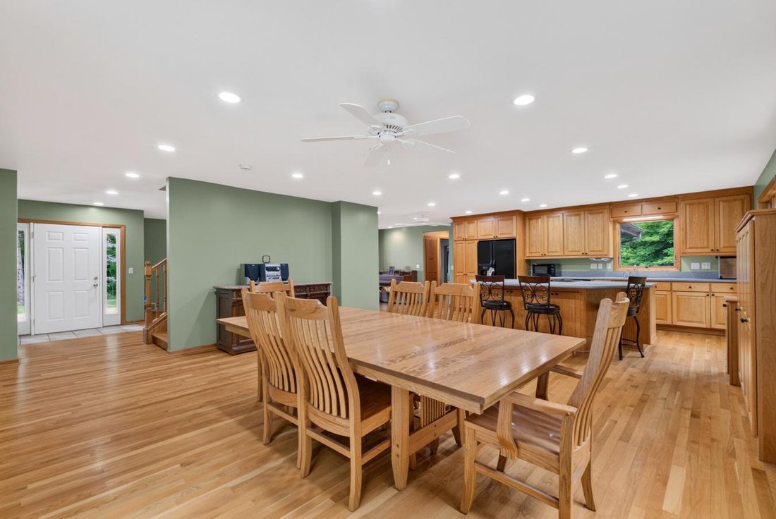 House in Orono, Minnesota, United States 2 - 18268614