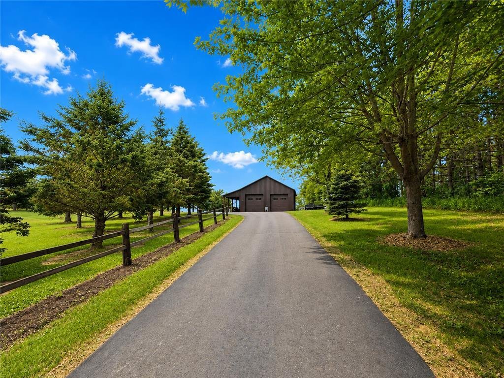 House in Baldwin, Wisconsin, United States 4 - 18268110