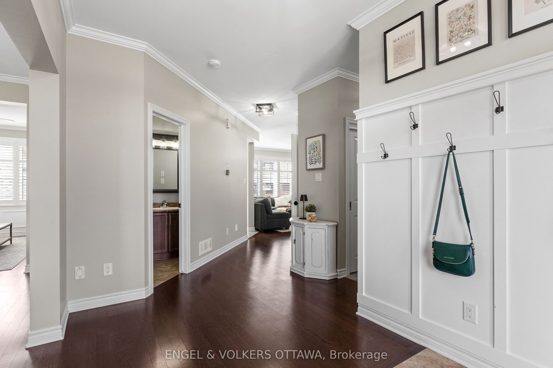 House in Russell, Ontario, Canada 5 - 18268732