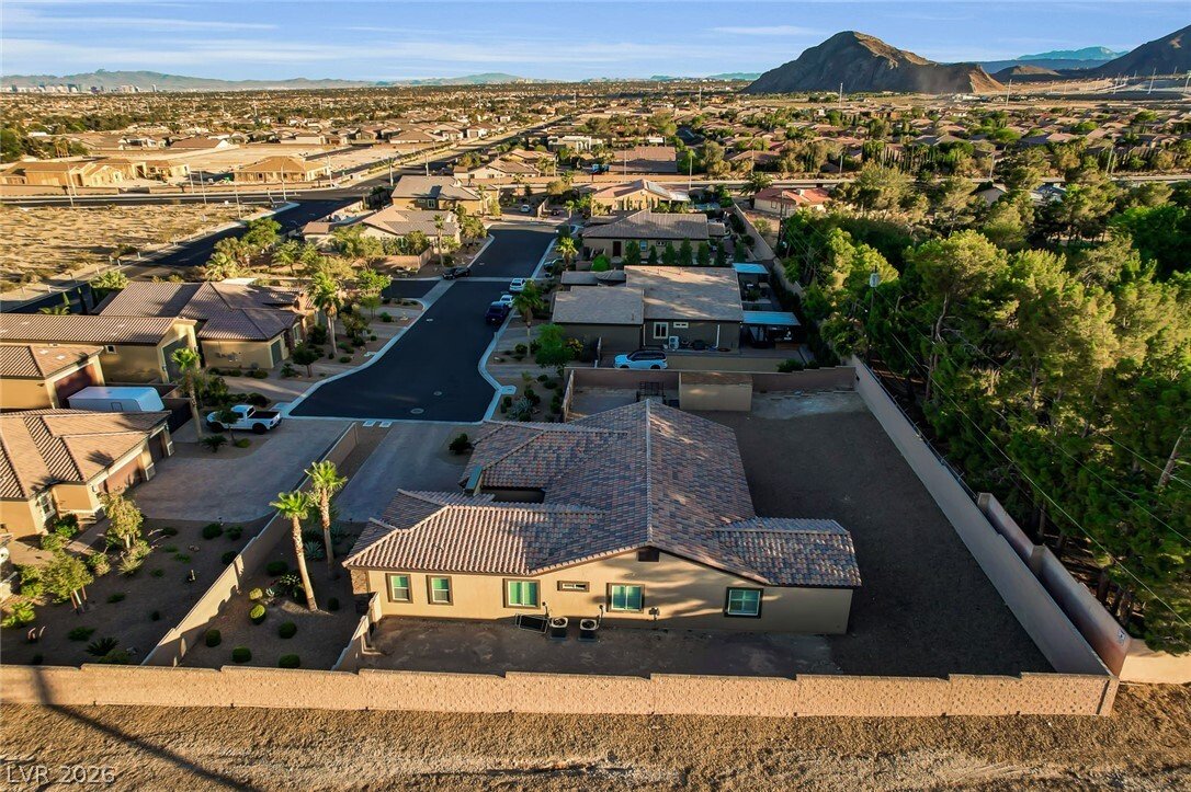 House in Las Vegas, Nevada, United States 3 - 18268129