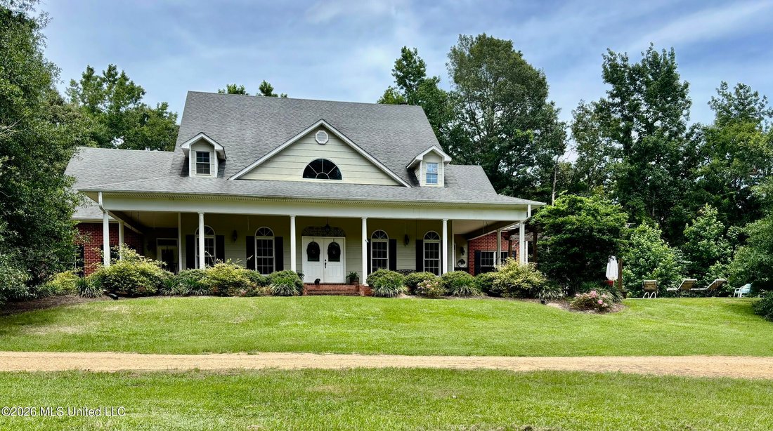 Monticello, Mississippi, United States 3 - 18268038