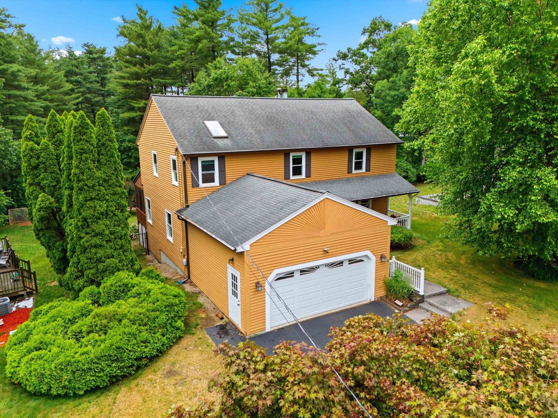 House in Nashua, New Hampshire, United States 1 - 18267639