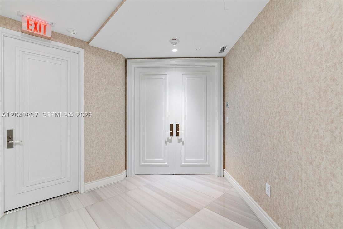 Condo in Golden Beach, Florida, United States 2 - 18267365