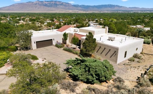 House in Corrales, New Mexico, United States 1