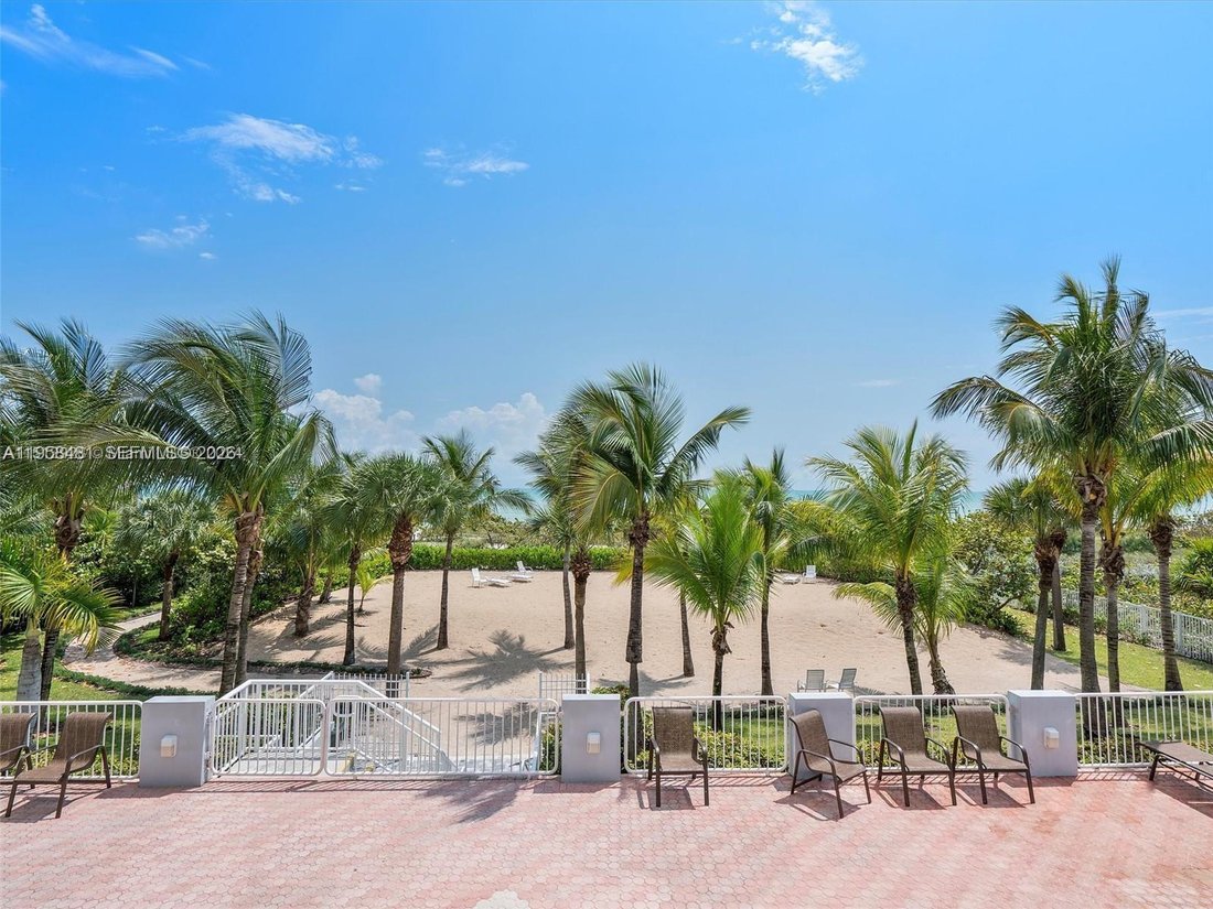 Condo in Bal Harbour, Florida, United States 5 - 18267356