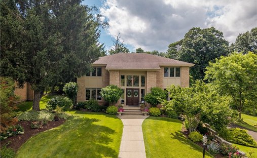 House in Upper Saint Clair, Pennsylvania, United States 1