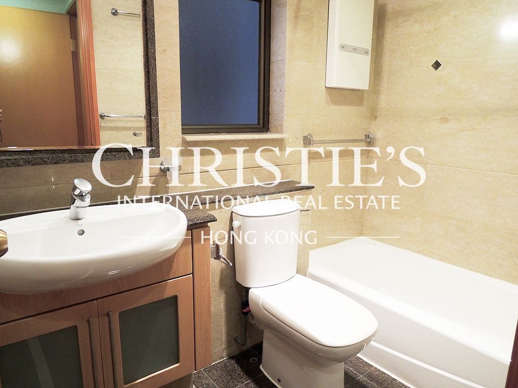 Apartment in Hong Kong, Hong Kong 5 - 18269071