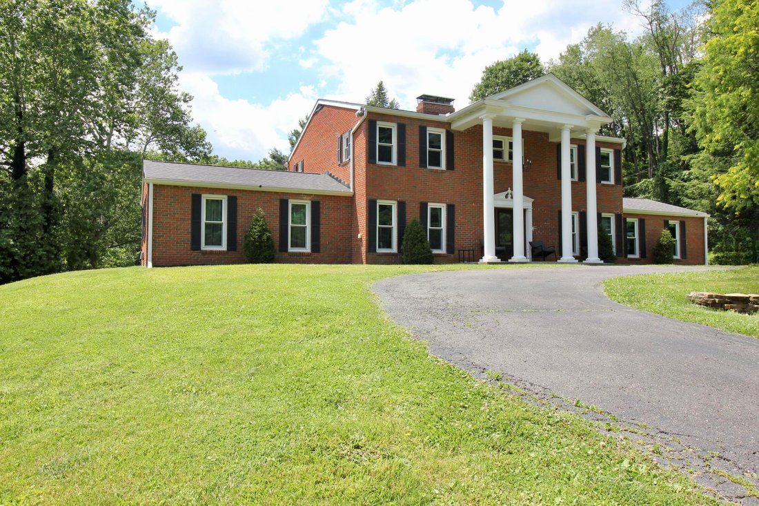House in Granville, Ohio, United States 2 - 18267624