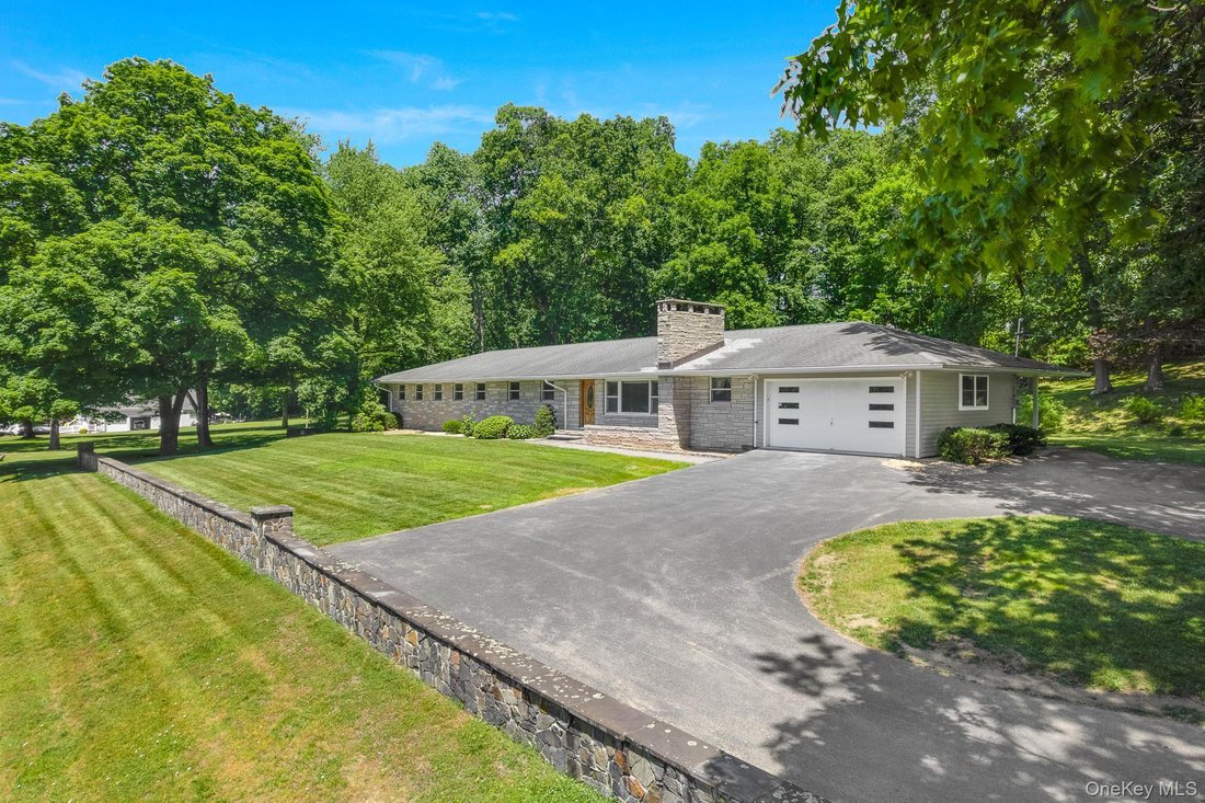 House in Spackenkill, New York, United States 3 - 18267697