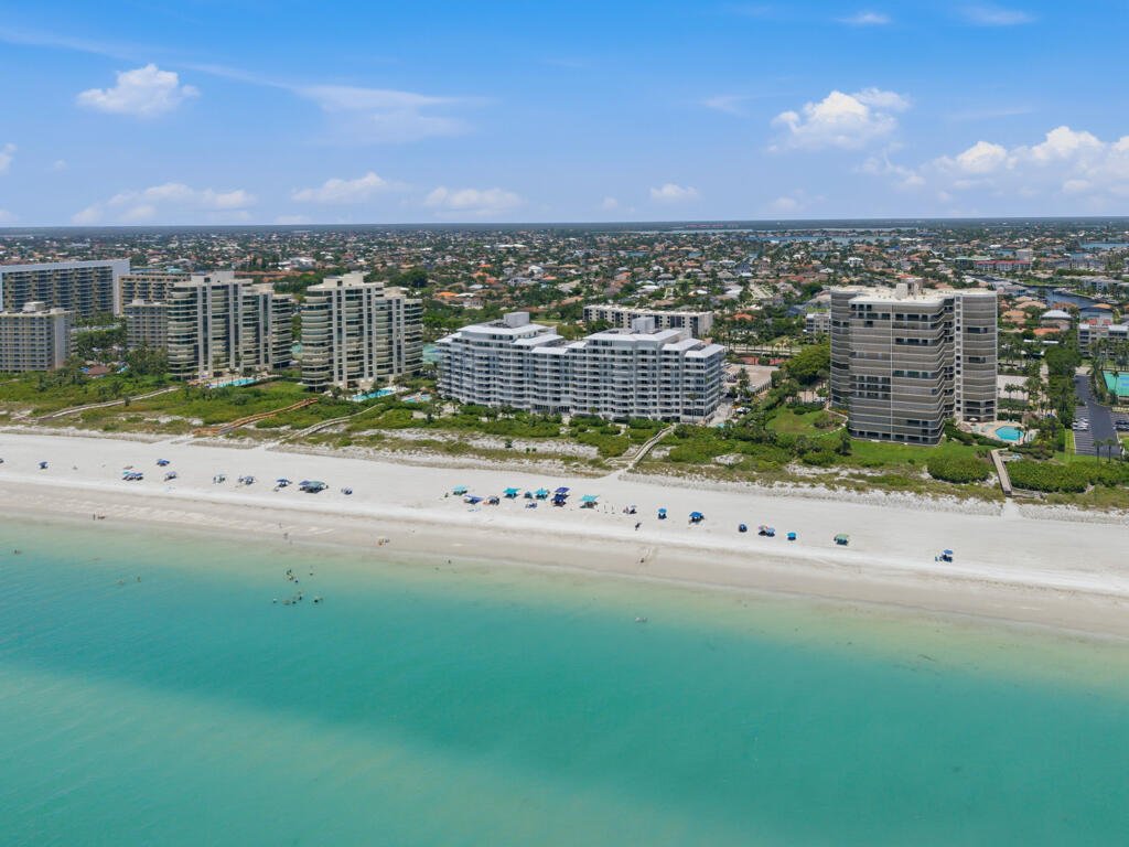Condo in Marco Island, Florida, United States 3 - 18267600
