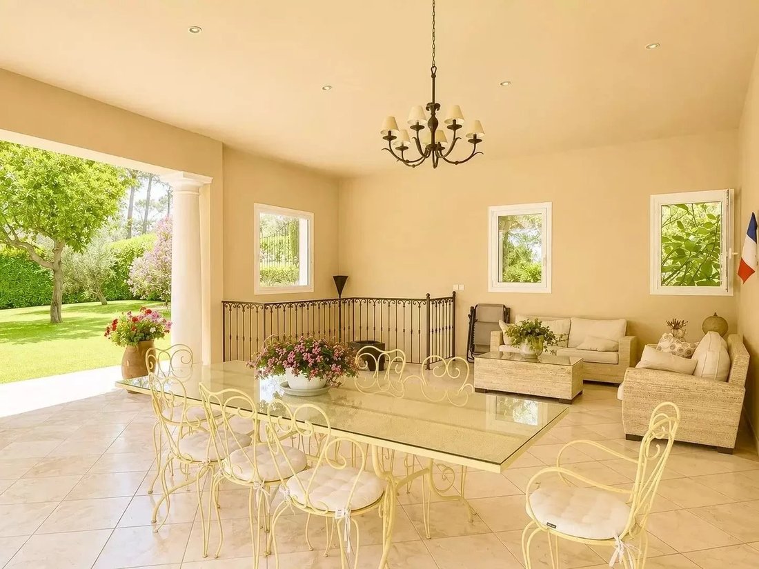 Villa in Mougins, Provence-Alpes-Côte d'Azur, France 4 - 14143079