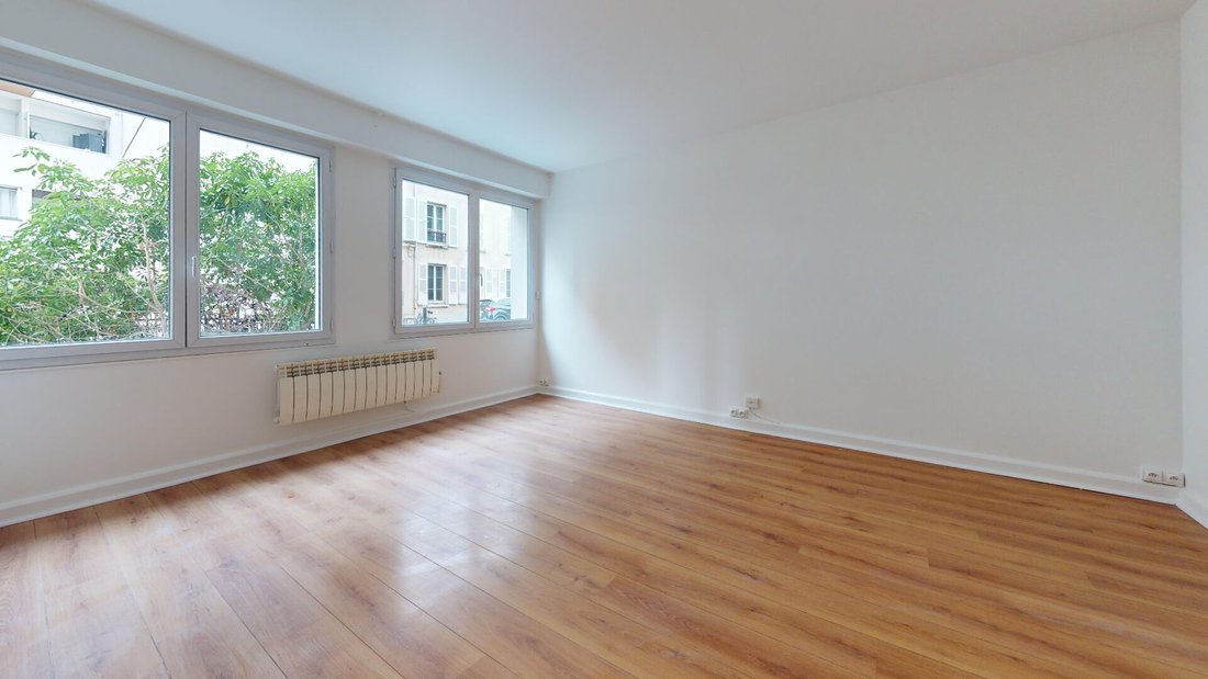 Apartment in Nationale-Deux Moulins, Paris 13e Arrondissement, Paris 1 - 18268600