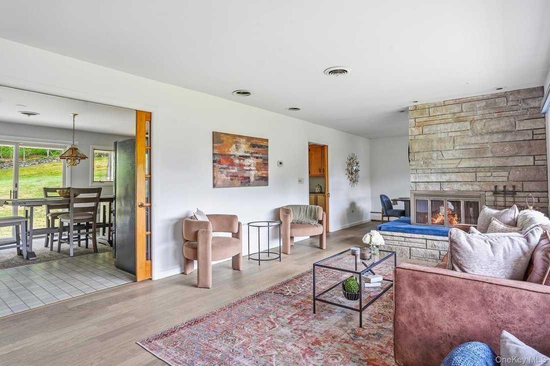 House in Spackenkill, New York, United States 4 - 18267697