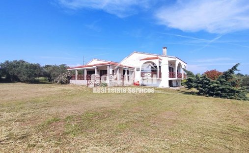 Villa in Thermaikos, Macedonia and Thrace, Greece 1