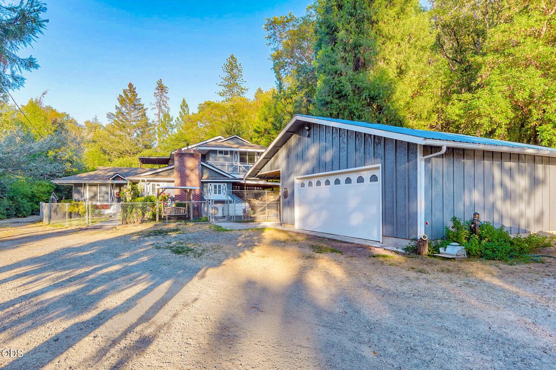 House in Grants Pass, Oregon, United States 3 - 18078726