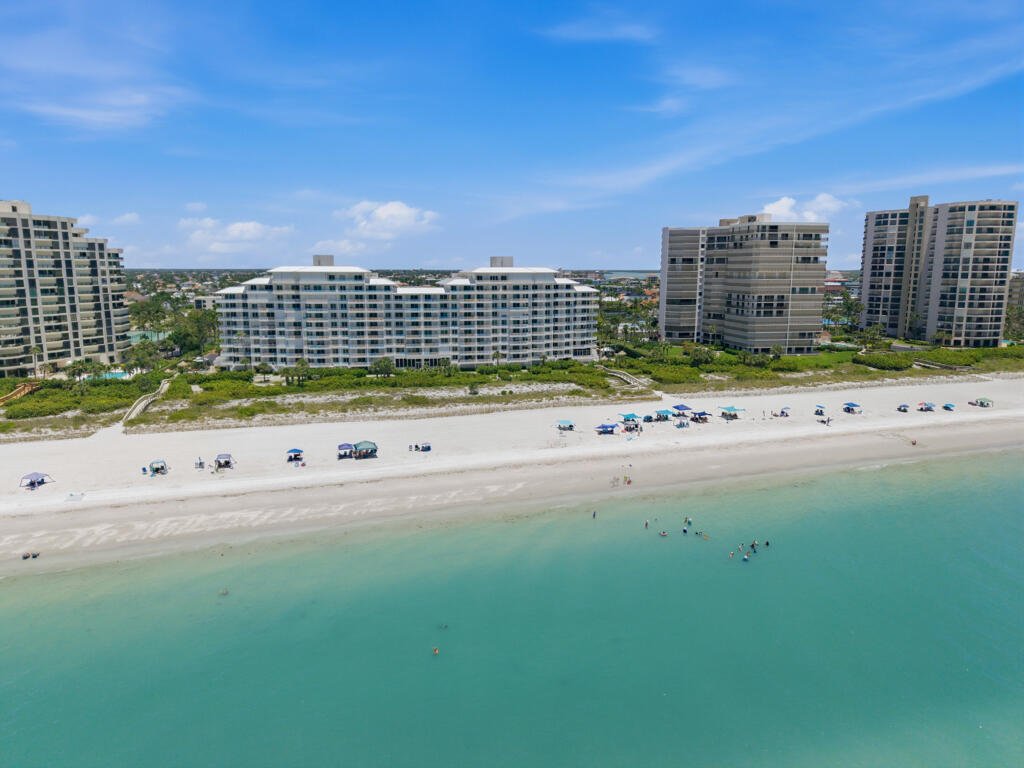 Condo in Marco Island, Florida, United States 5 - 18267600
