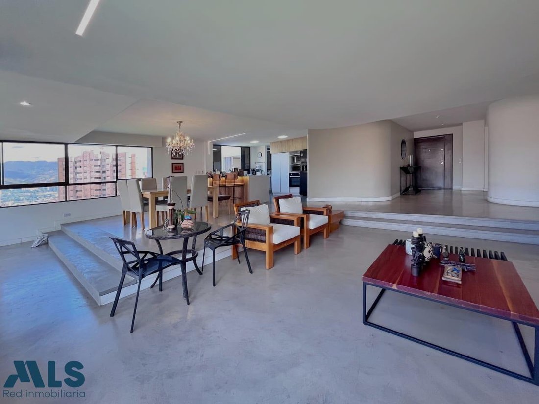 Apartment in Medellín, Antioquia, Colombia 3 - 18268056