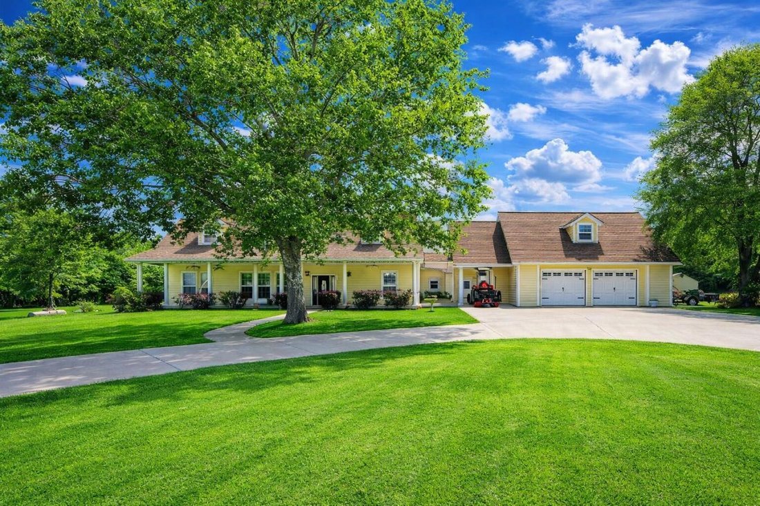House in Oakhurst, Texas, United States 1 - 18268437