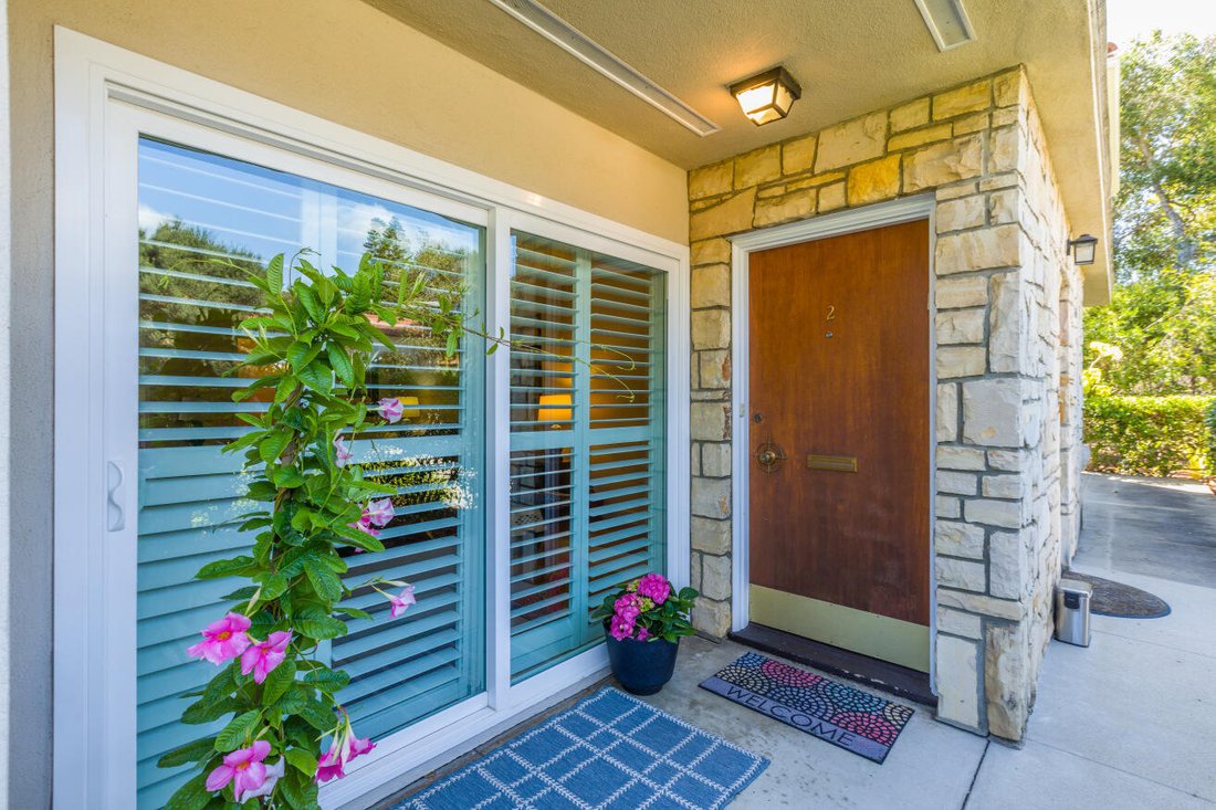 Condo in Santa Barbara, California, United States 3 - 18267976
