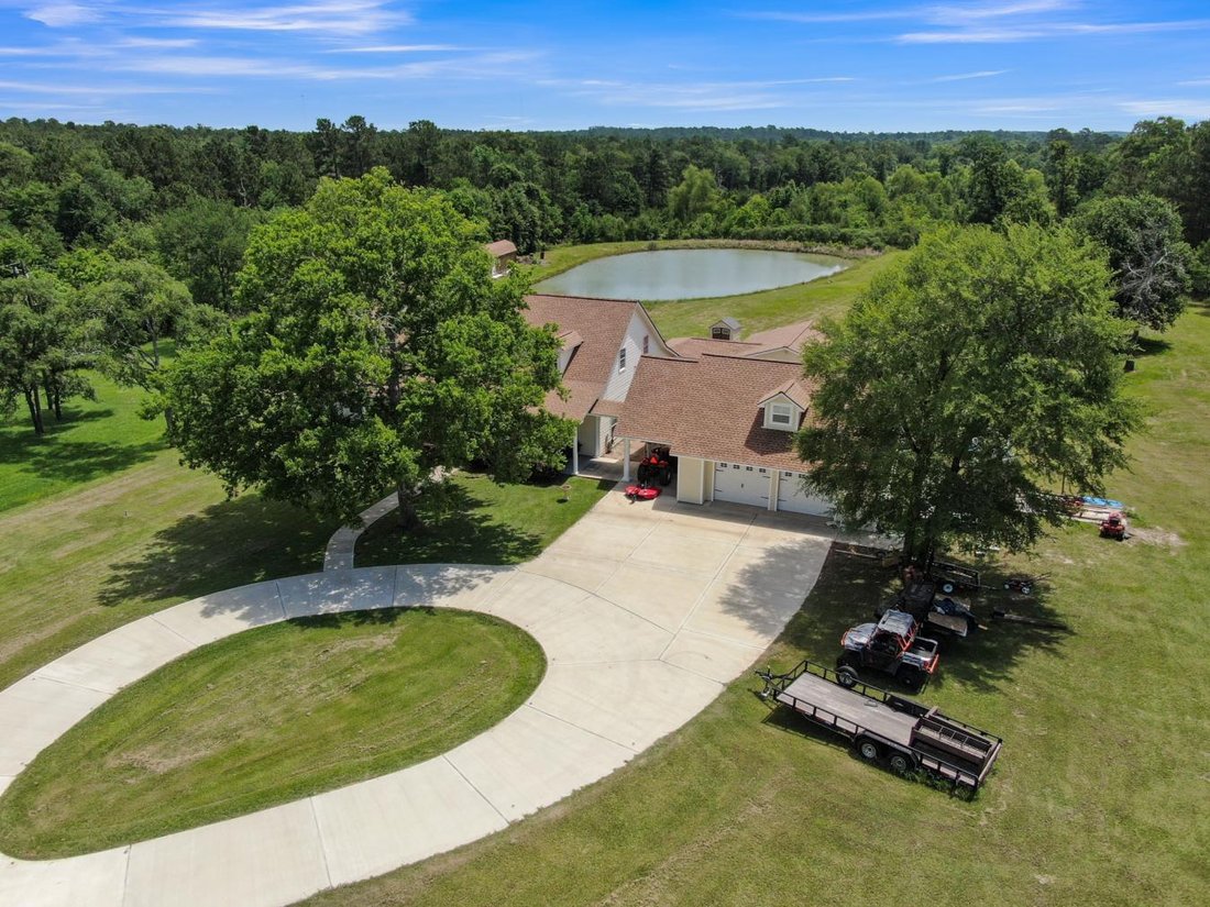 House in Oakhurst, Texas, United States 4 - 18268437